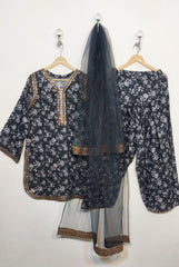 Black 3pc embroidered lawn Farshi