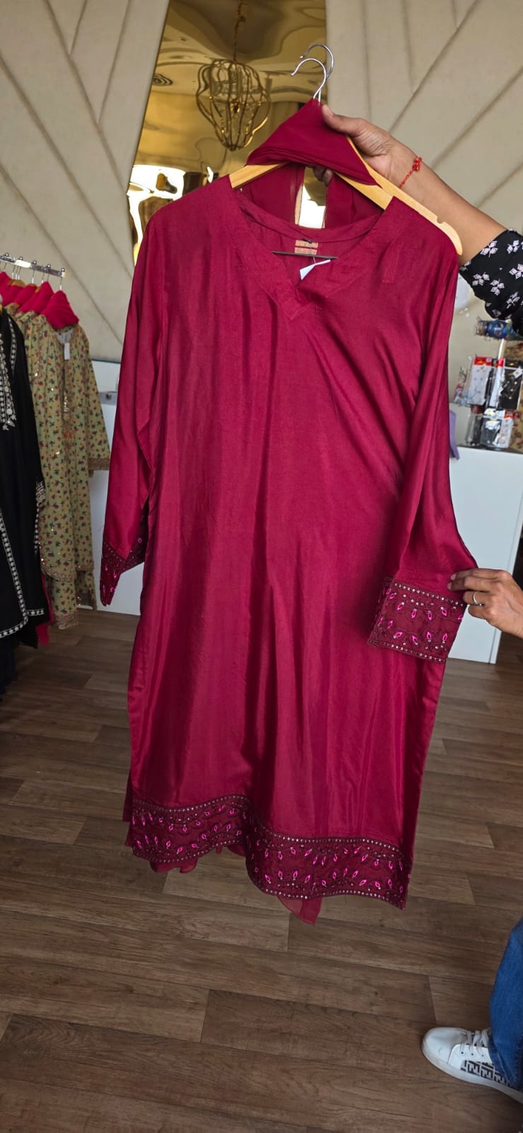 Asma D. Shesha silk embroidered 3pc