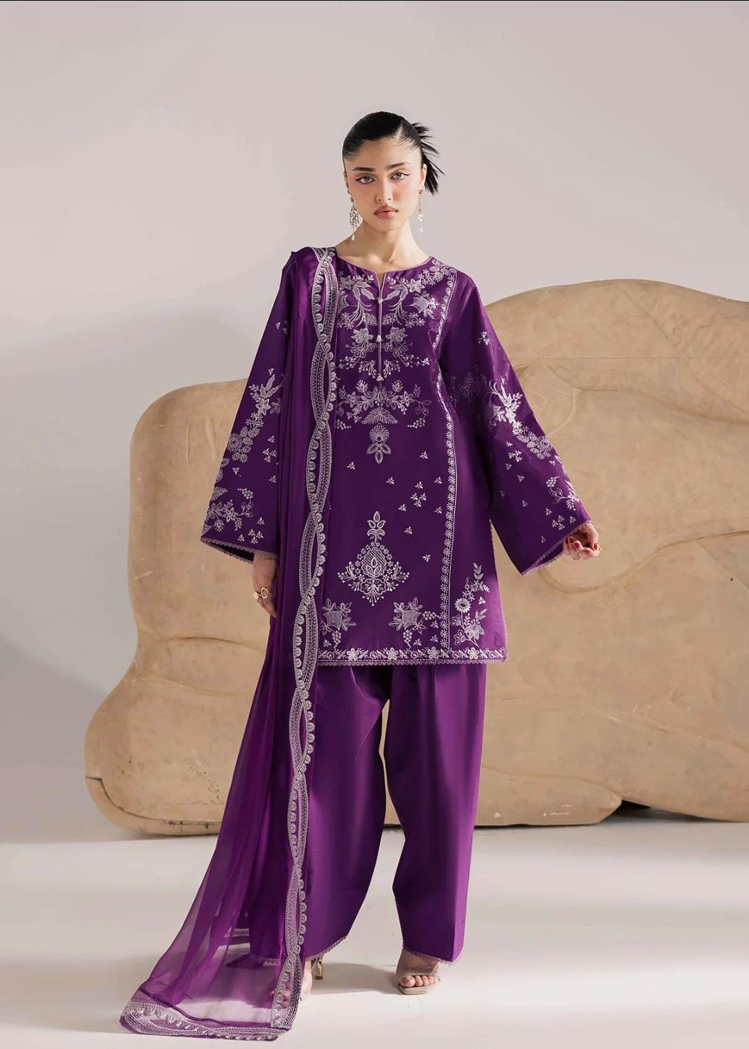 Vanya Purple 3pc lawn embroidered