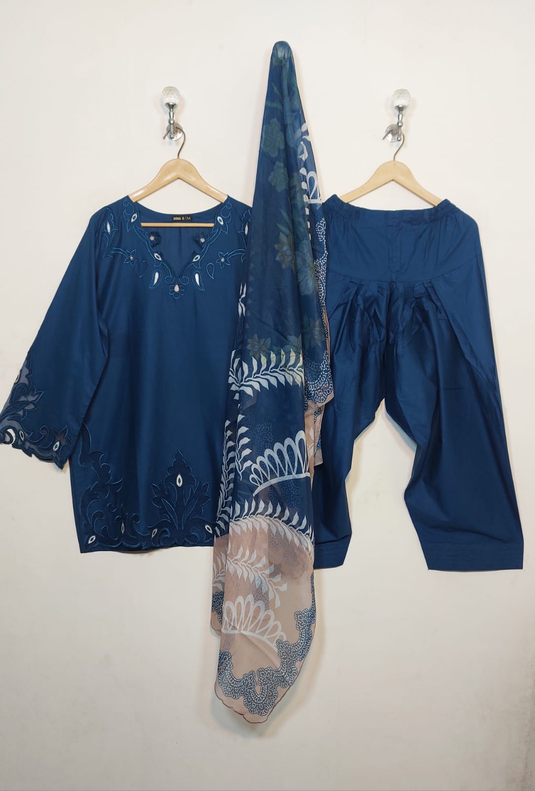 Asma D cutwork lawn 3pc