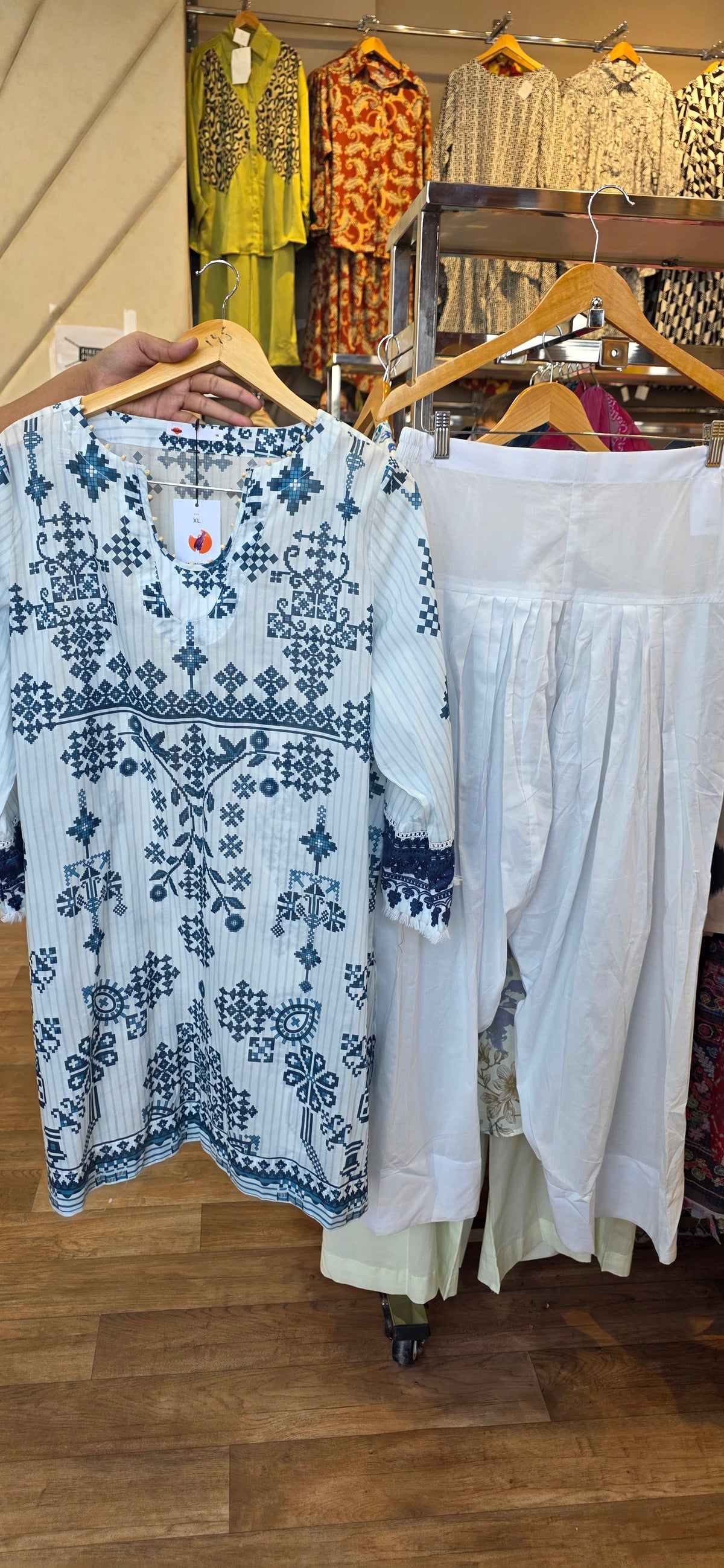 Khaadi 2pc lawn coordset embroidered